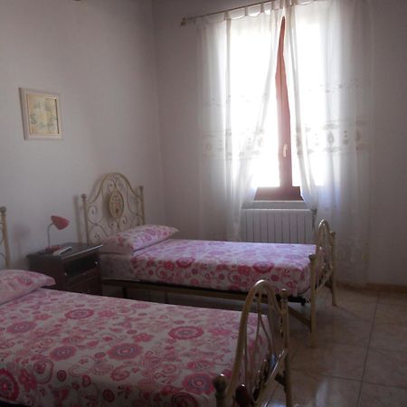 Guest House Efisio ألغيرو المظهر الخارجي الصورة