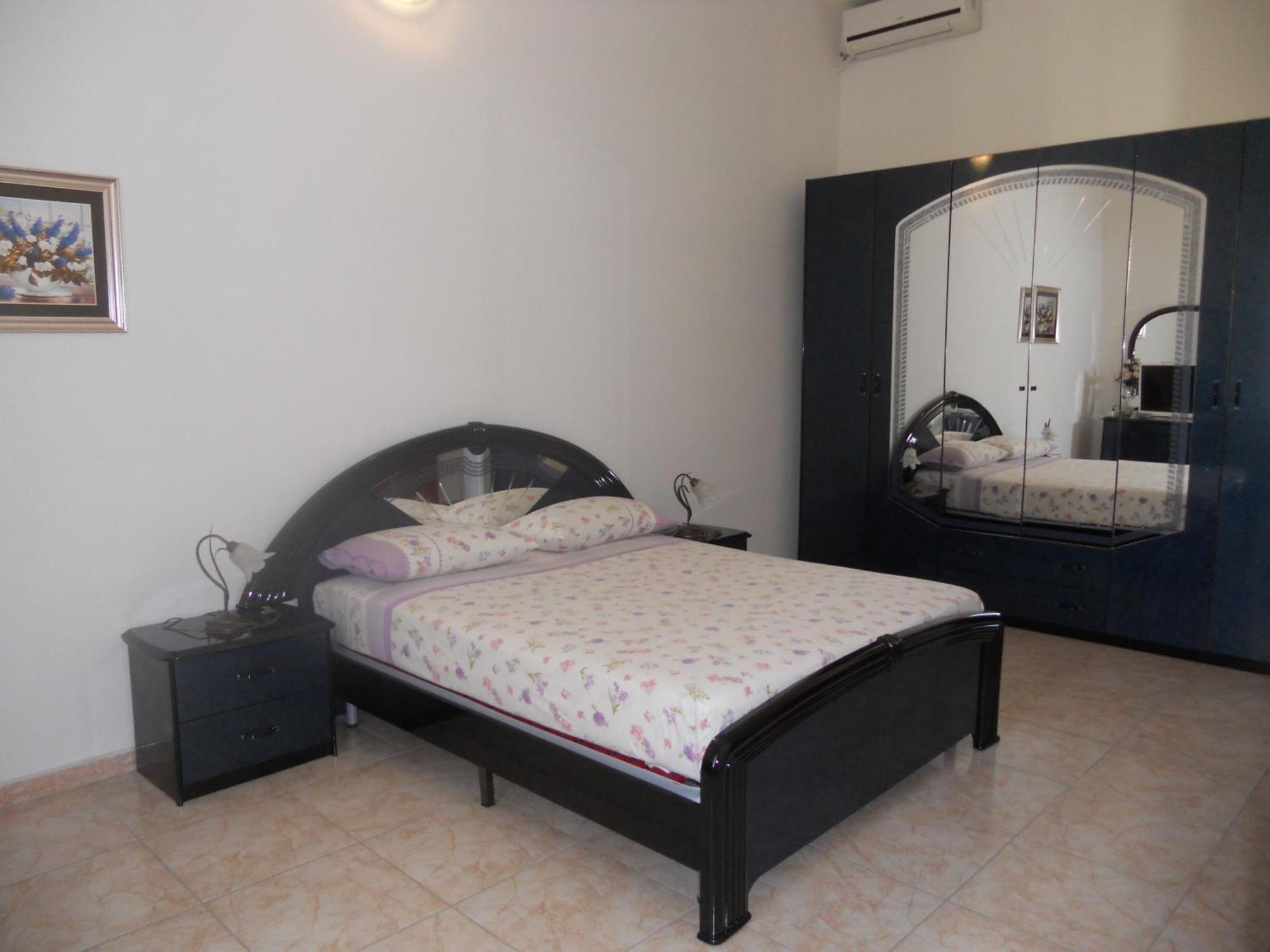 Guest House Efisio ألغيرو المظهر الخارجي الصورة