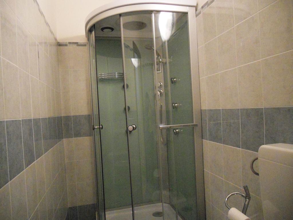 Guest House Efisio ألغيرو المظهر الخارجي الصورة